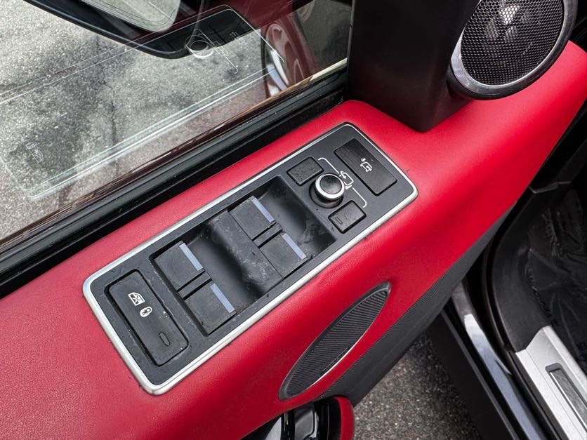 Vehicle image 20 of 49