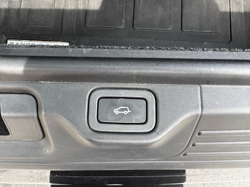 Vehicle image 12 of 49