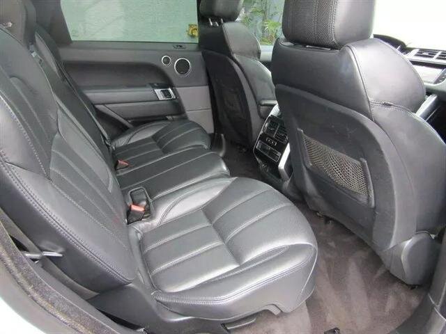 Vehicle image 28 of 50