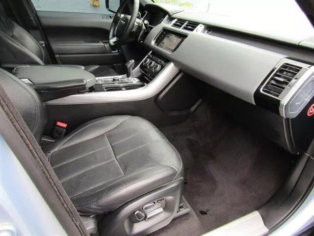 Vehicle image 26 of 50