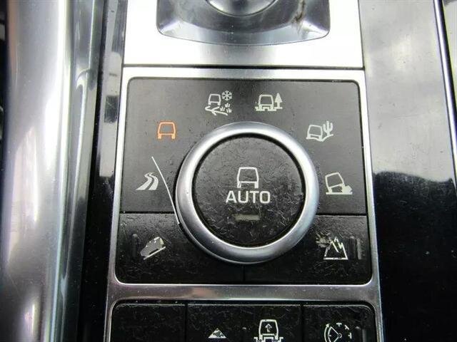 Vehicle image 46 of 50