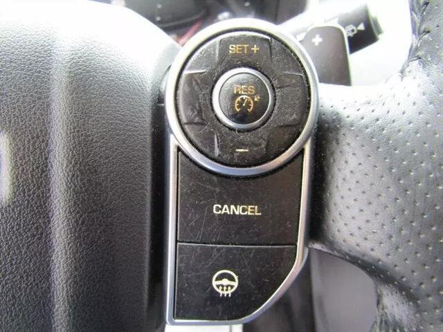Vehicle image 39 of 50