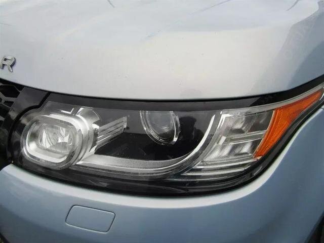Vehicle image 8 of 50