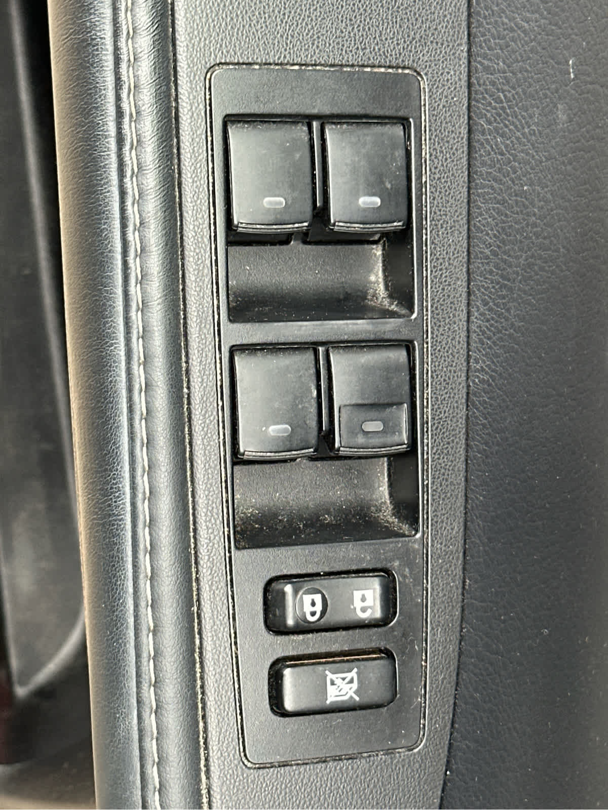 Vehicle image 22 of 47