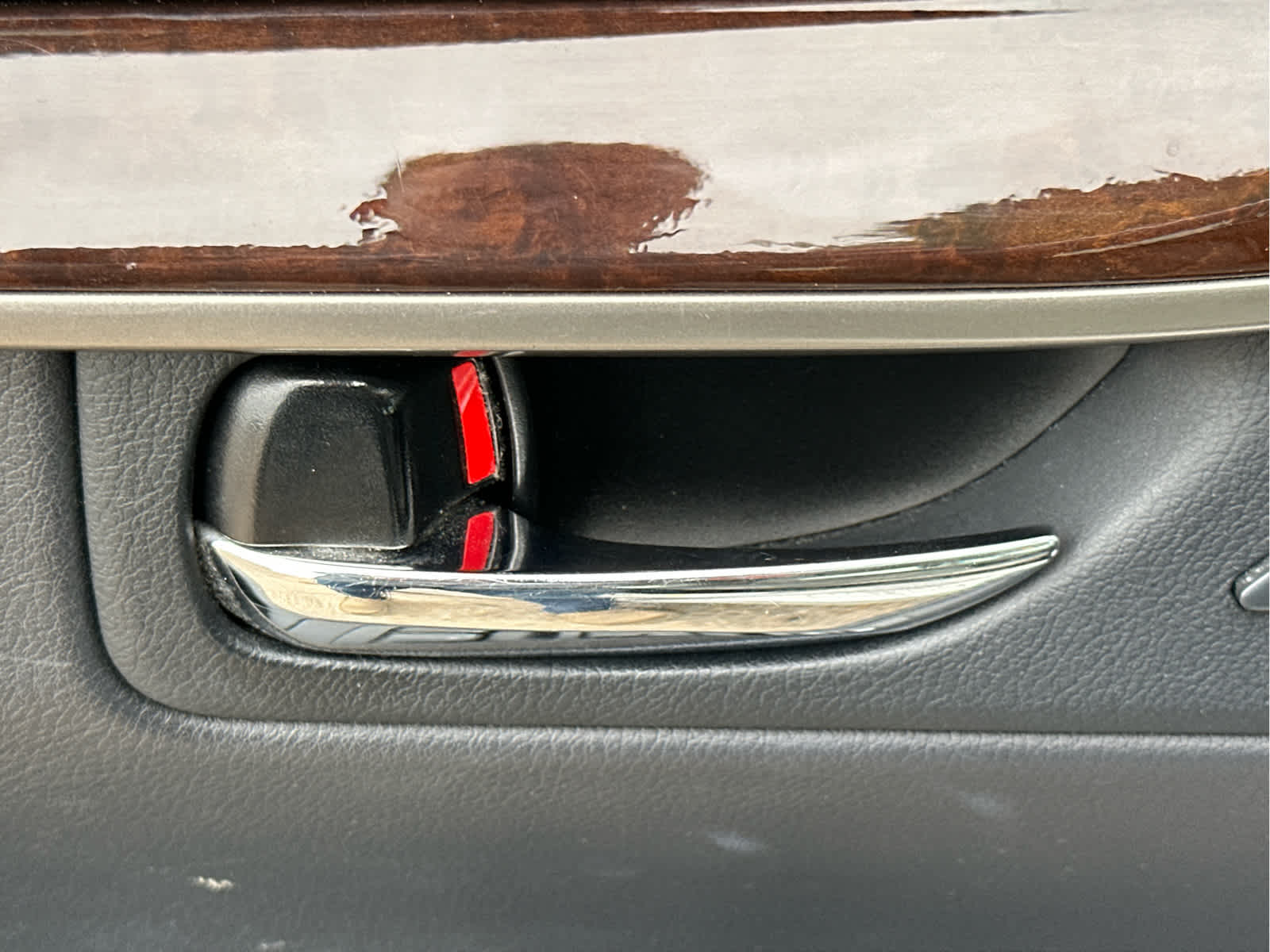 Vehicle image 20 of 47