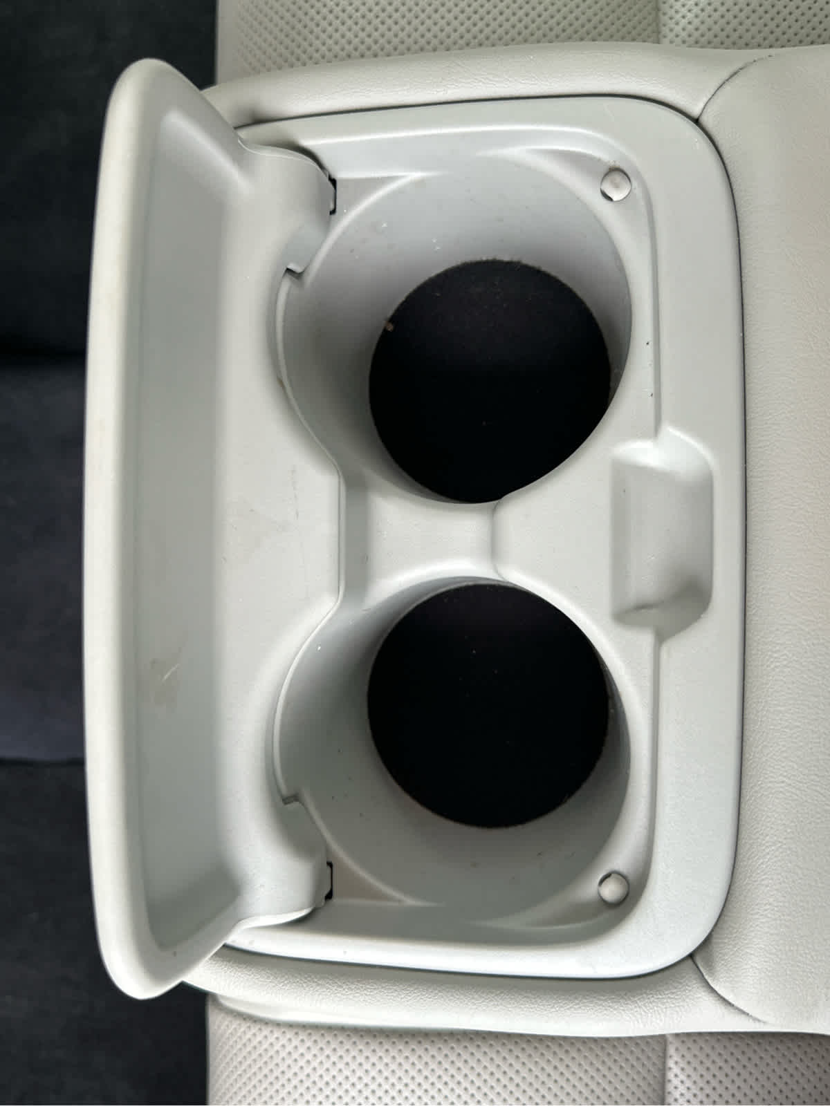 Vehicle image 45 of 47