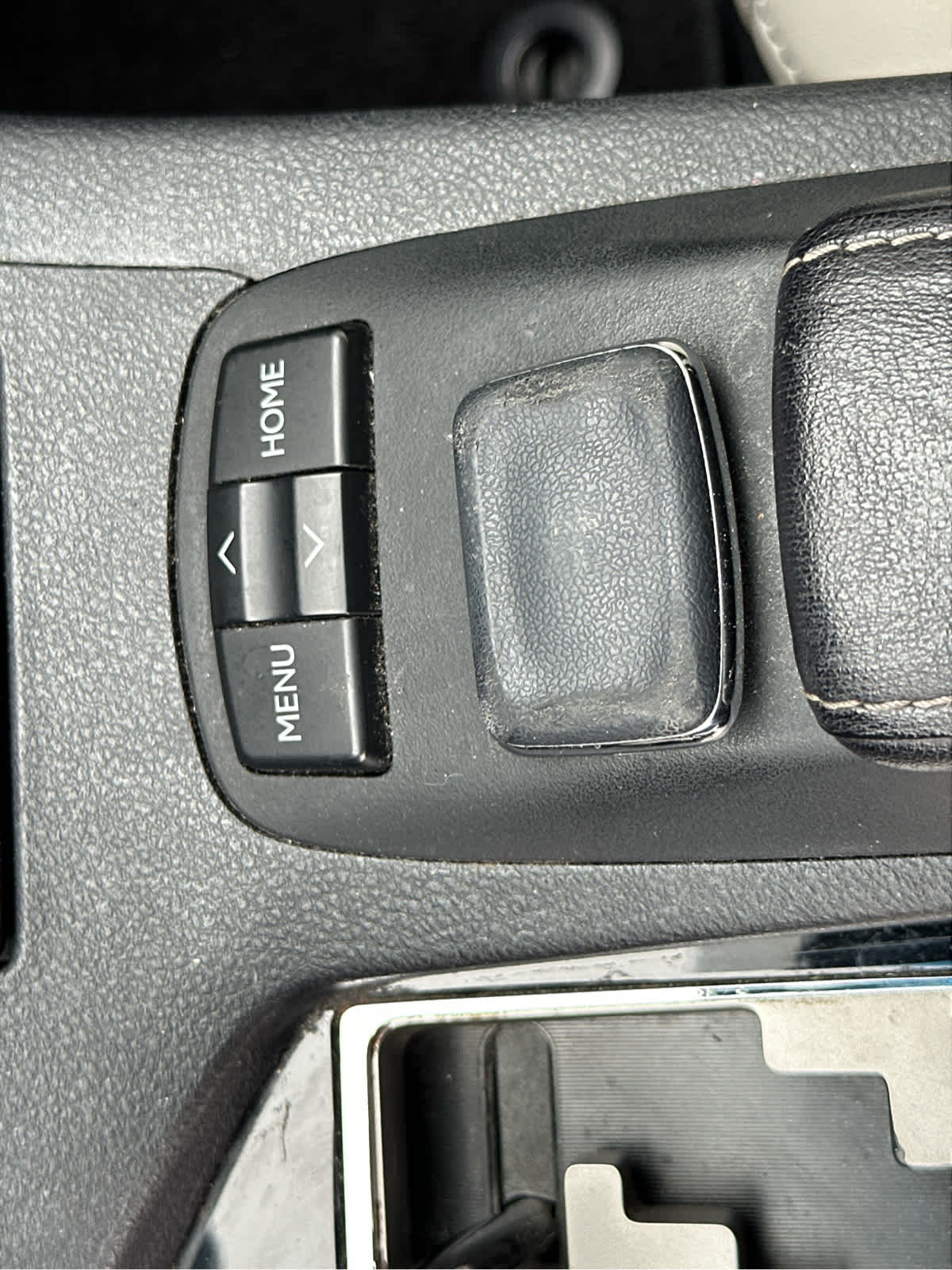 Vehicle image 37 of 47