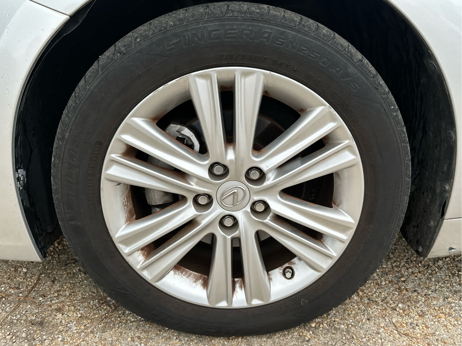 Vehicle image 11 of 47