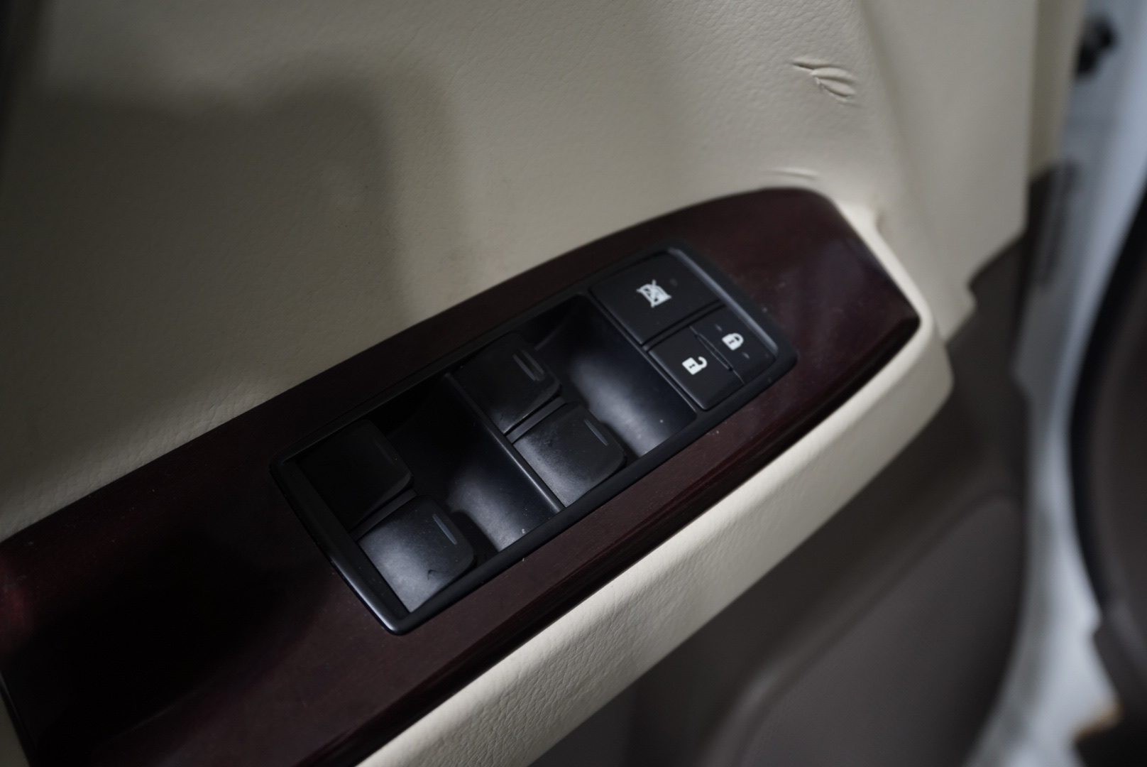 2015 Lexus GX 460 Image 33 of 56