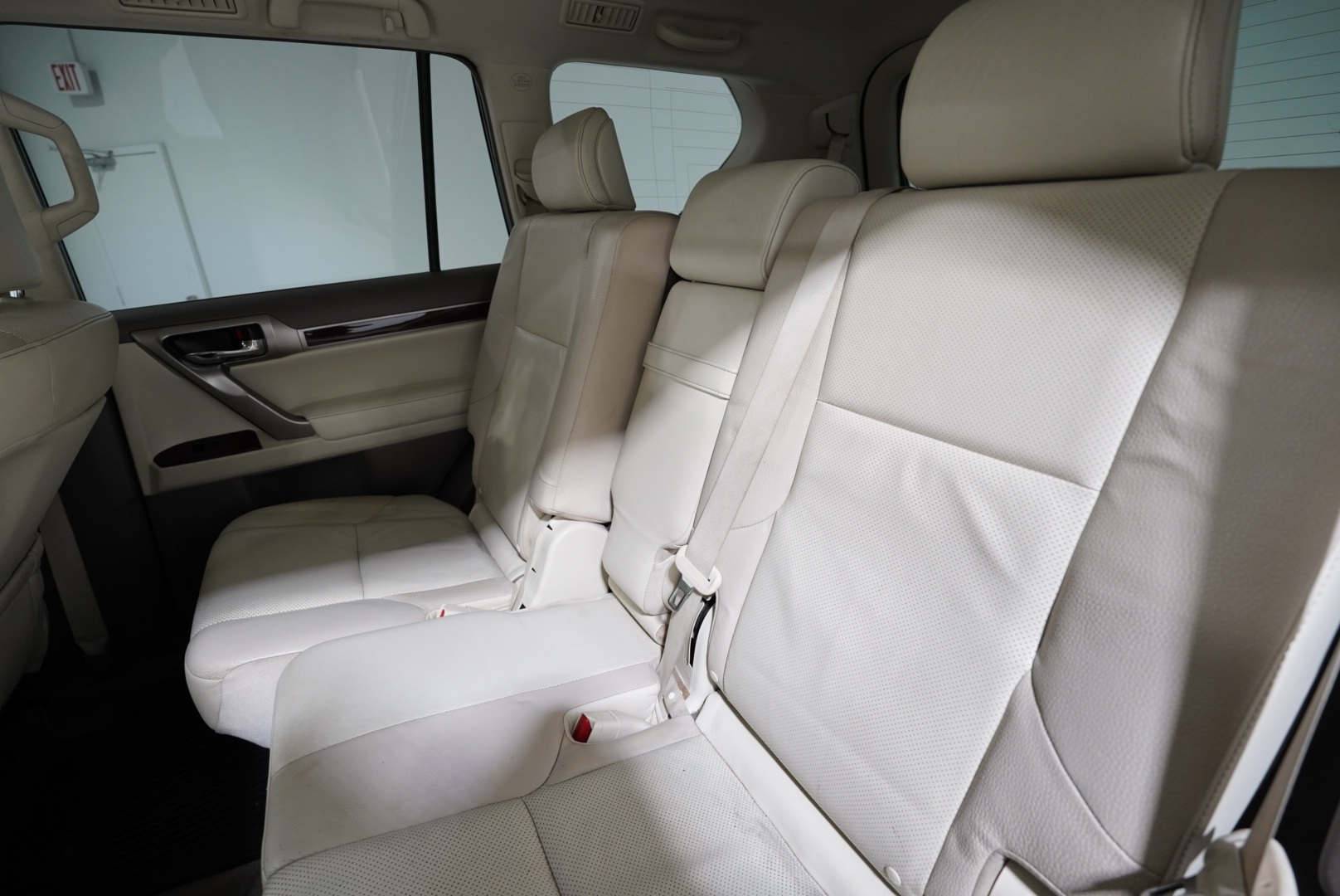 2015 Lexus GX 460 Image 18 of 56