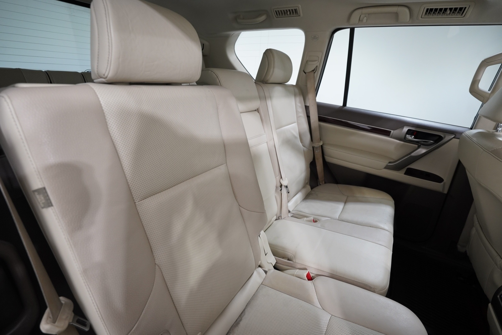 2015 Lexus GX 460 Image 20 of 56