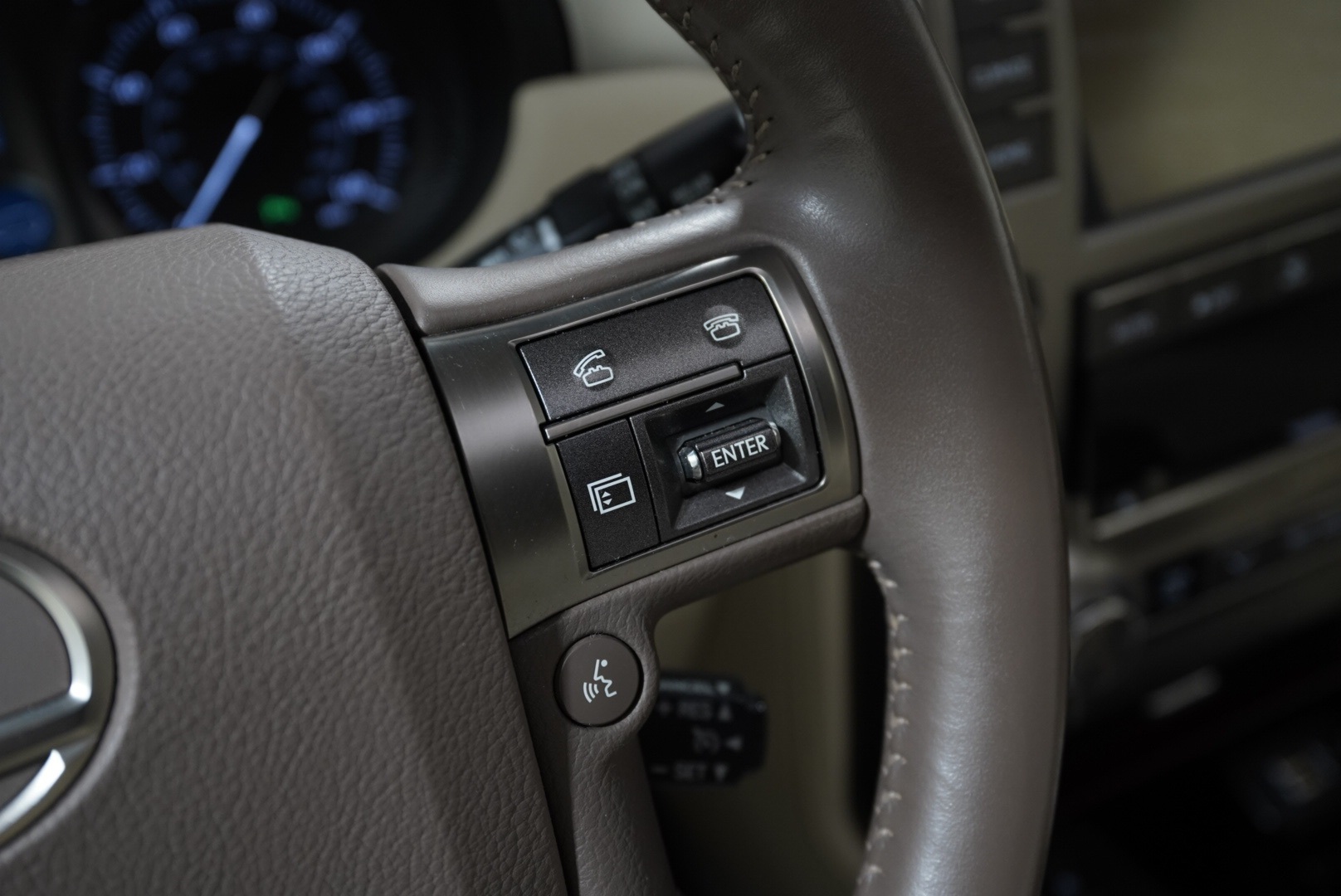 2015 Lexus GX 460 Image 31 of 56