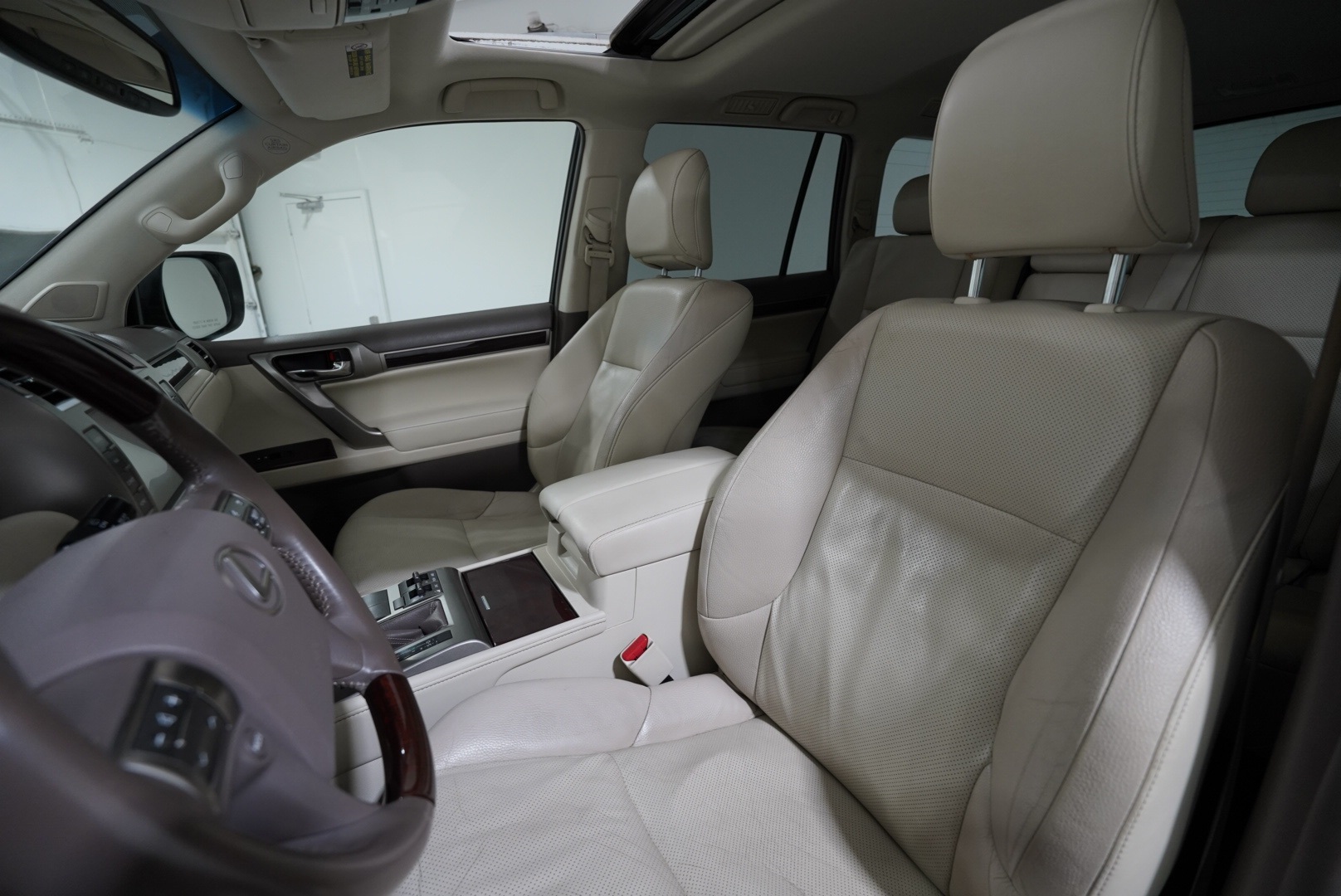 2015 Lexus GX 460 Image 22 of 56