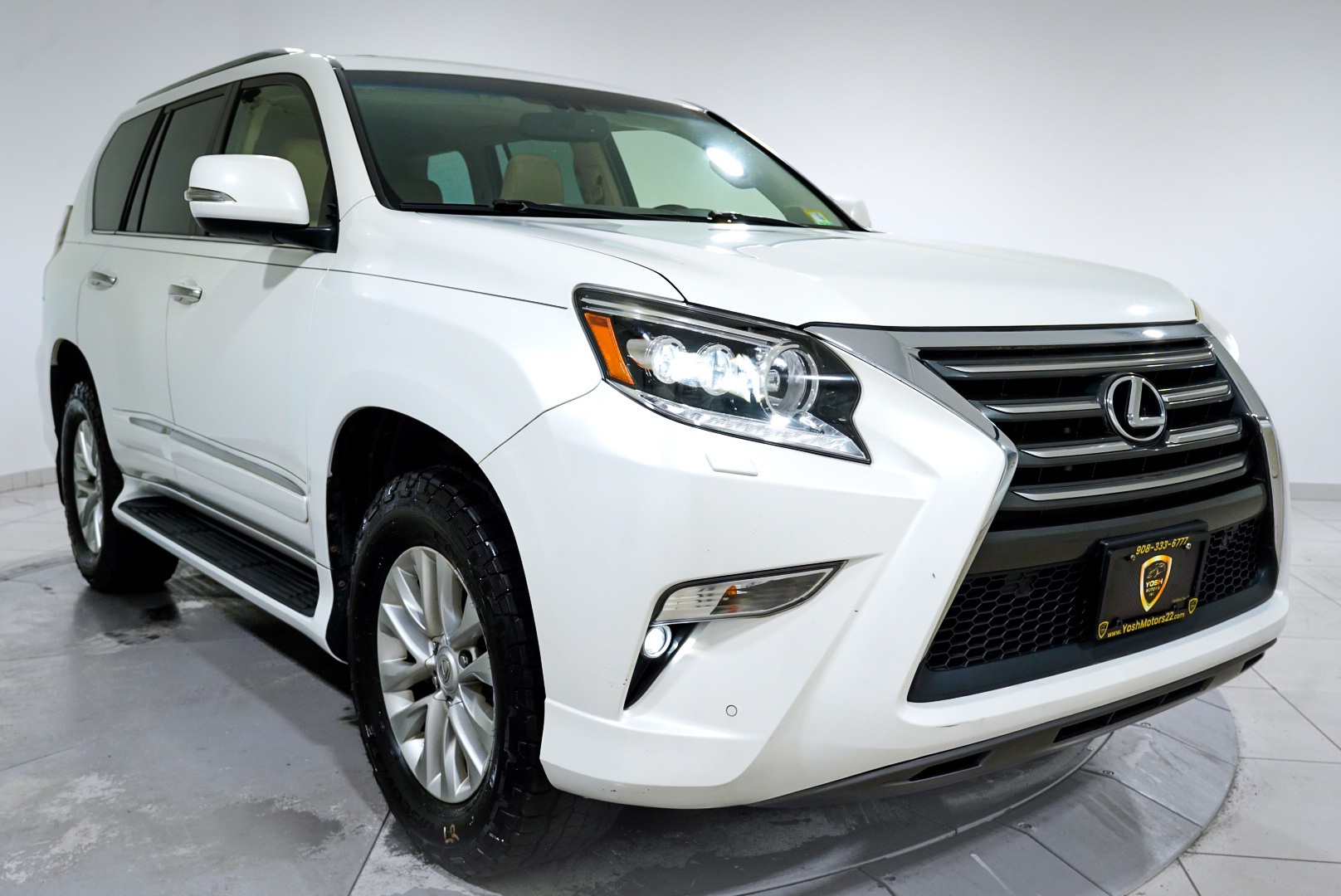 2015 Lexus GX 460 Image 6 of 56