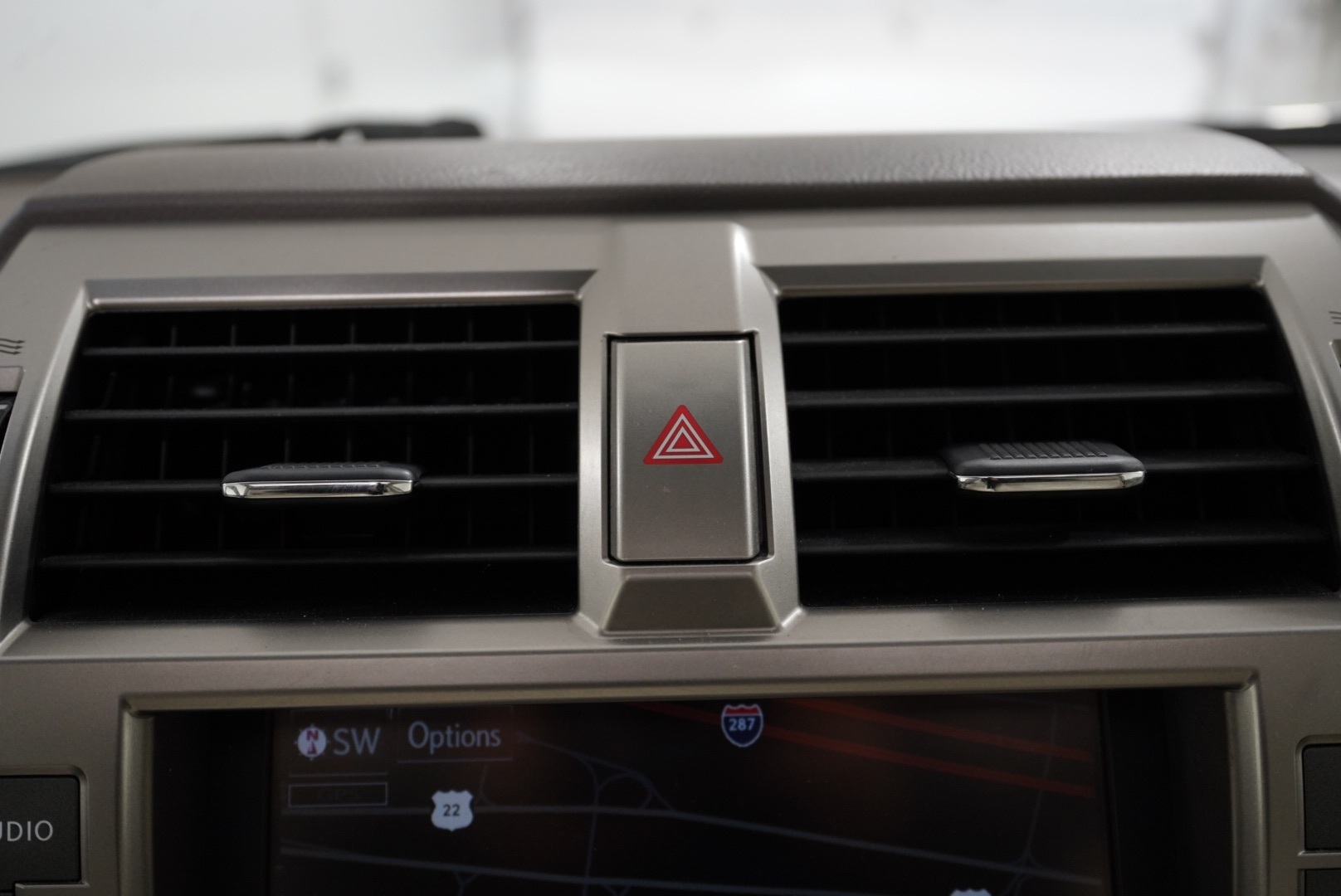 2015 Lexus GX 460 Image 45 of 56