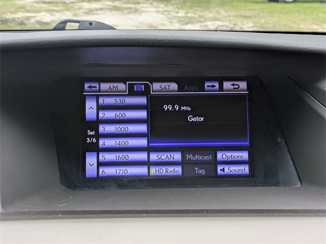 Vehicle image 24 of 33