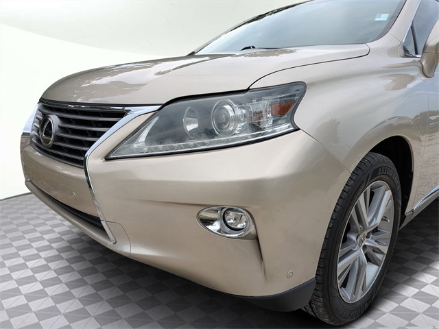 Vehicle image 9 of 33