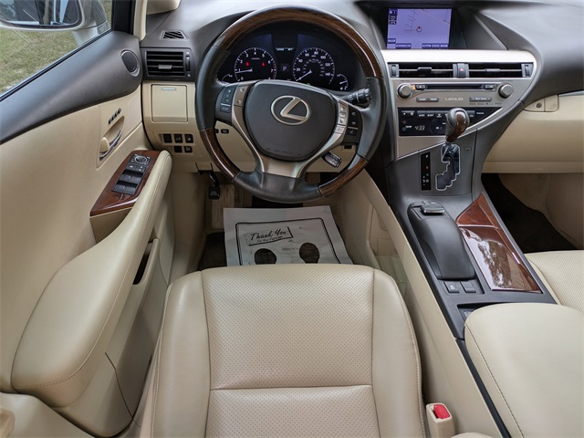 Vehicle image 20 of 33