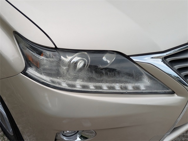 Vehicle image 10 of 33