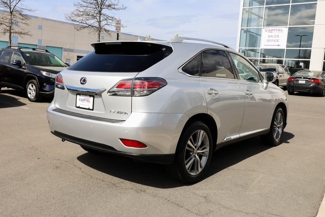 Vehicle image 3 of 78