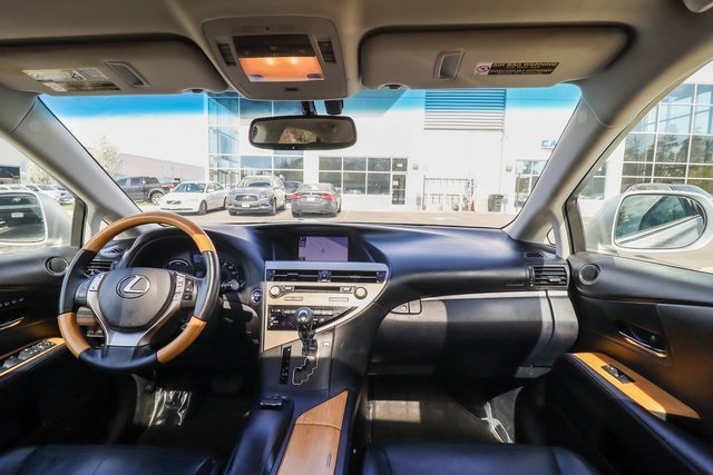 Vehicle image 46 of 78