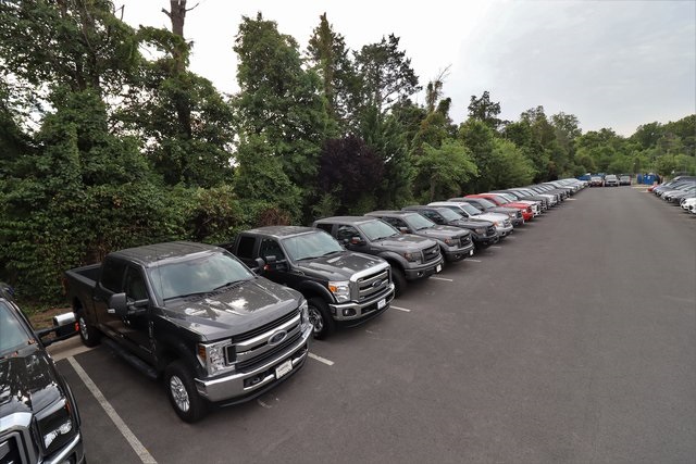 Vehicle image 77 of 78