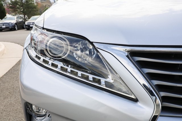 Vehicle image 14 of 78