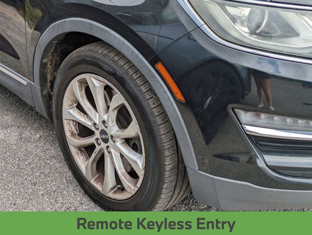 Vehicle image 4 of 10