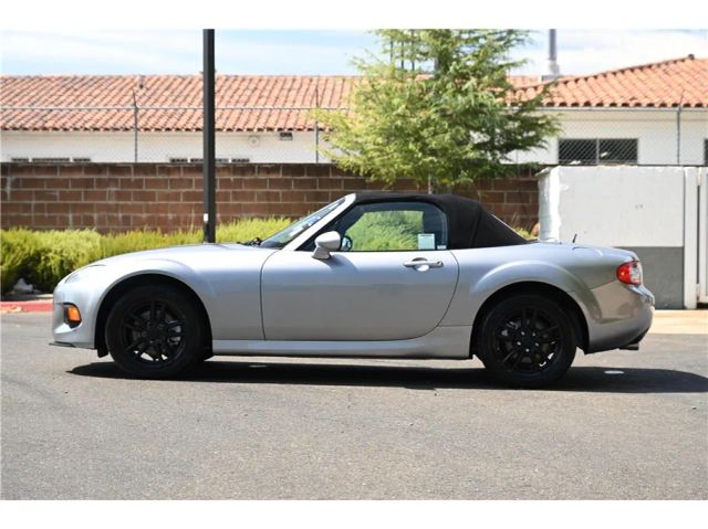 2015 Mazda MX-5 Miata Sport Image 8 of 22