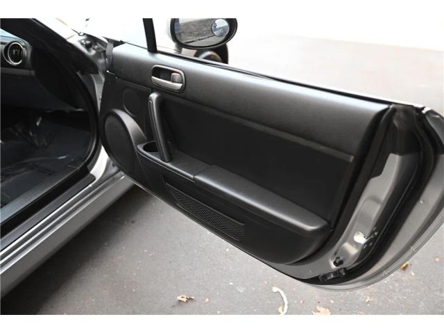 2015 Mazda MX-5 Miata Sport Image 18 of 22