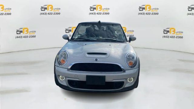 2015 MINI Cooper Convertible S Image 2 of 23