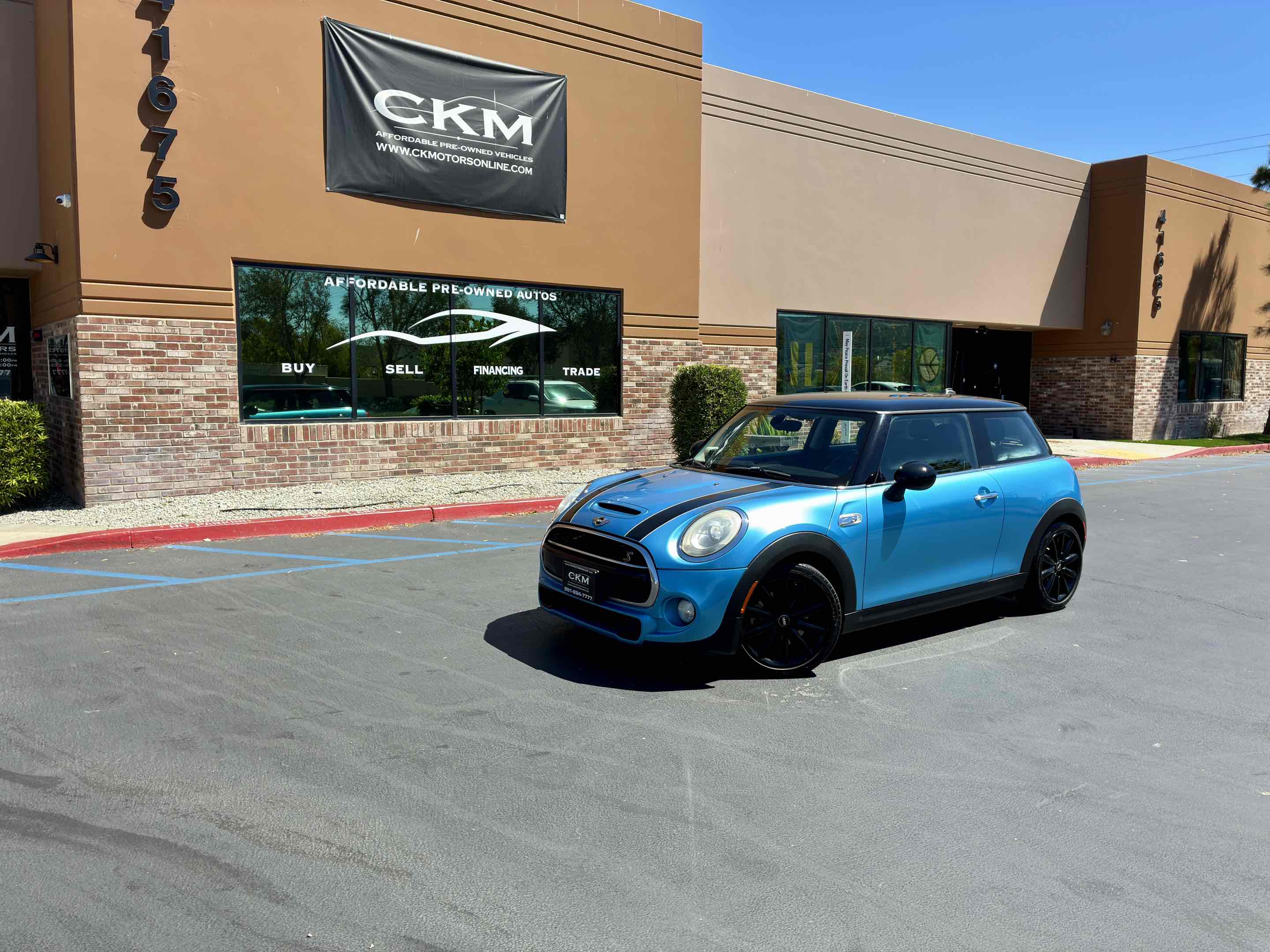 2015 MINI Cooper Hardtop S Image 3 of 52