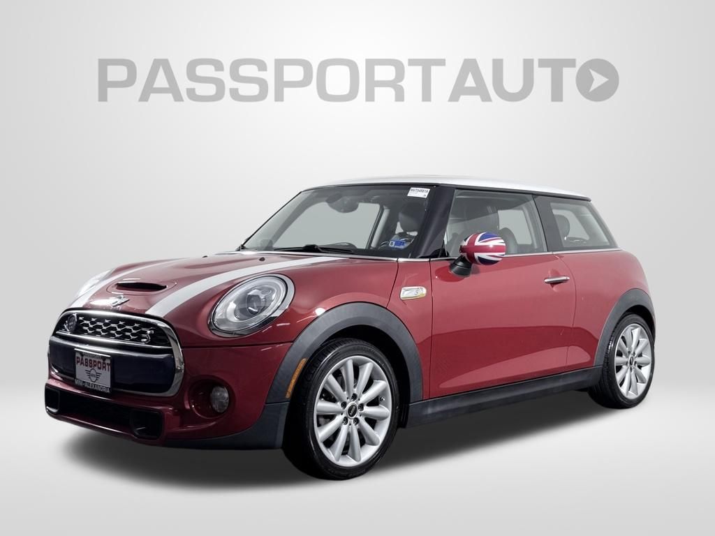 2015 MINI Cooper Hardtop S Image 1 of 34