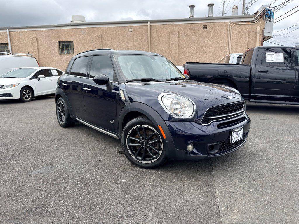 2015 MINI Cooper Countryman S Image 3 of 46