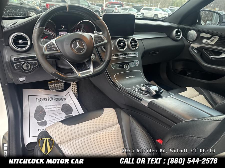Vehicle image 33 of 50