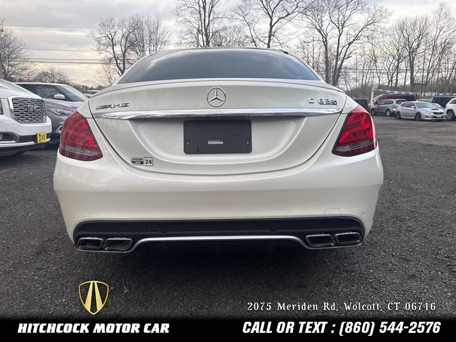 Vehicle image 17 of 50