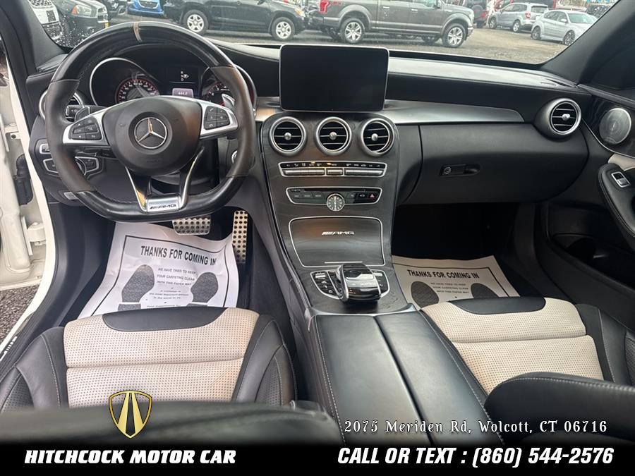 Vehicle image 34 of 50
