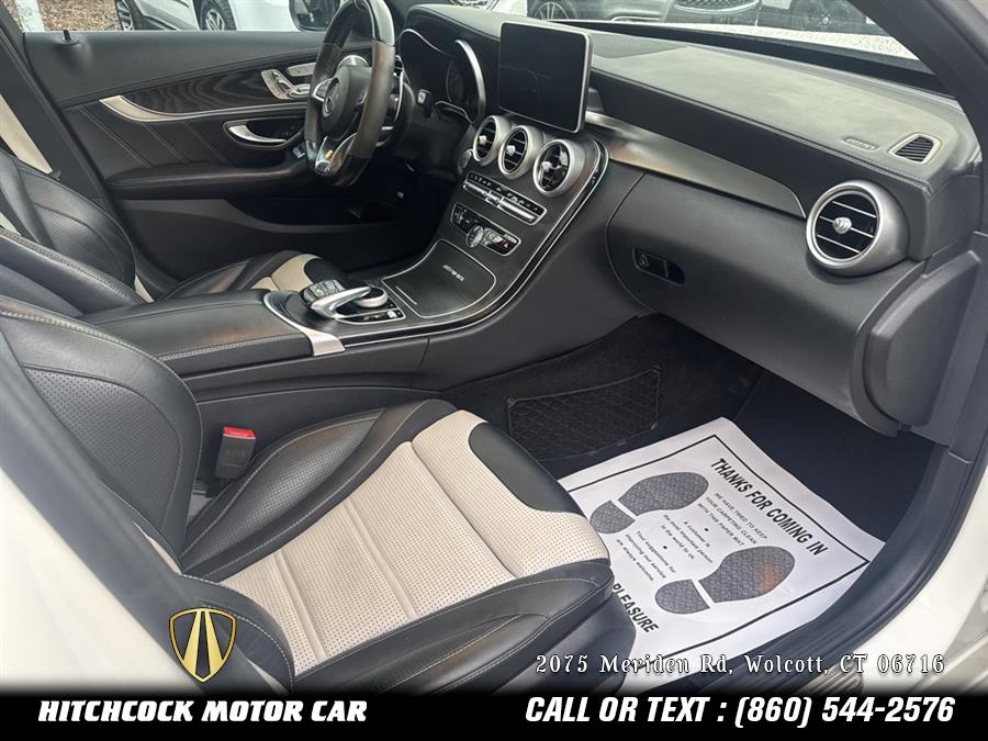 Vehicle image 42 of 50