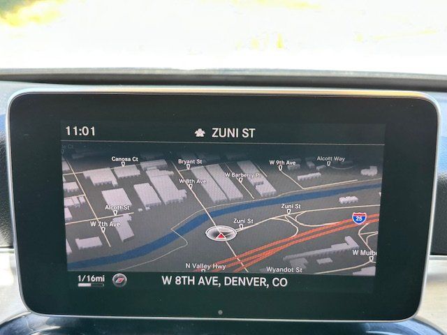 Vehicle image 22 of 35