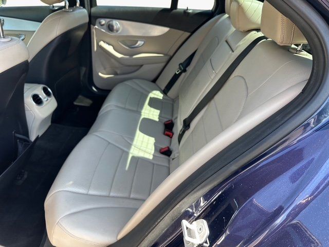 Vehicle image 16 of 35