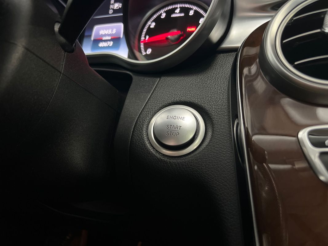 Vehicle image 80 of 104