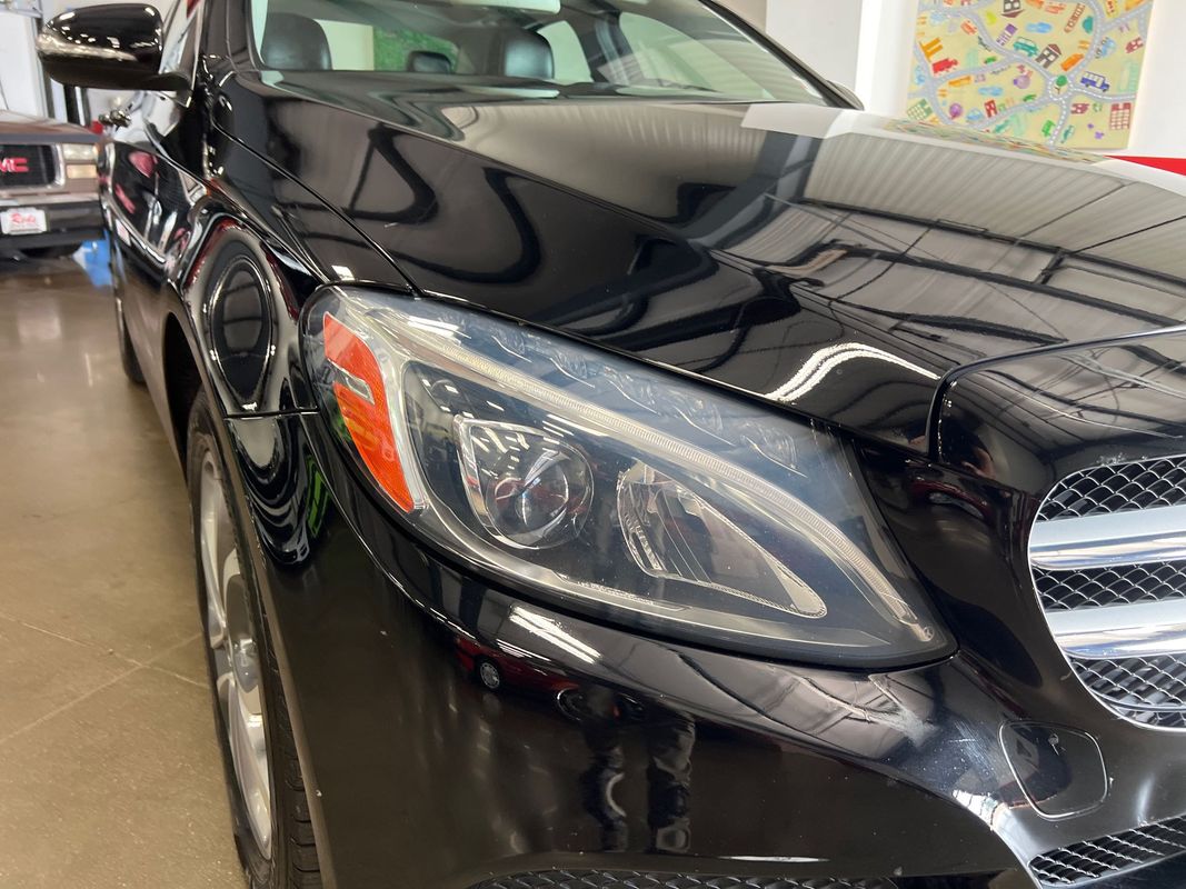 Vehicle image 54 of 104