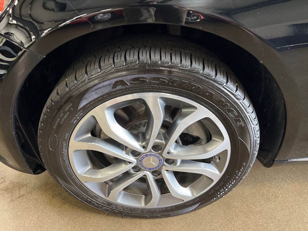 Vehicle image 49 of 104