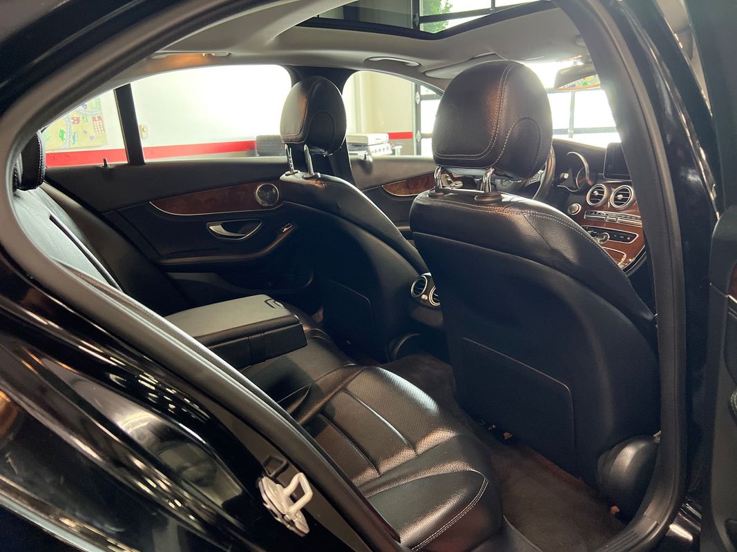 Vehicle image 96 of 104