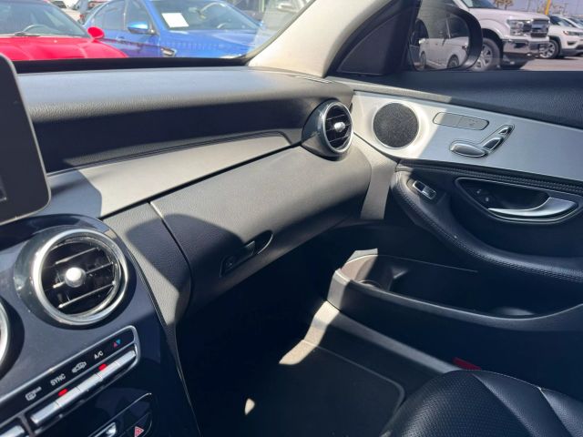 Vehicle image 20 of 25
