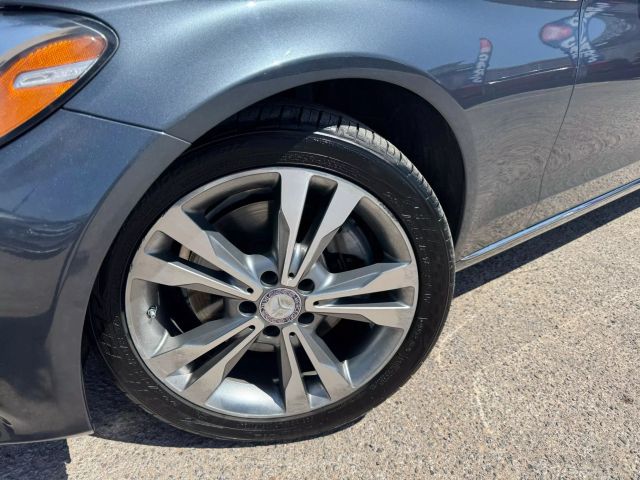 Vehicle image 8 of 25