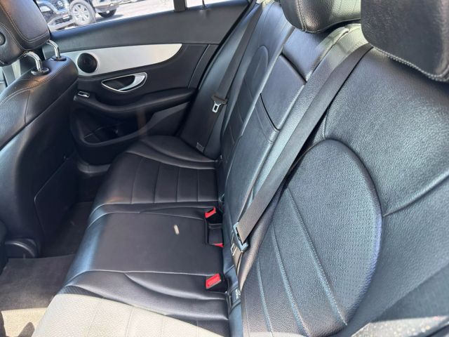 Vehicle image 13 of 25