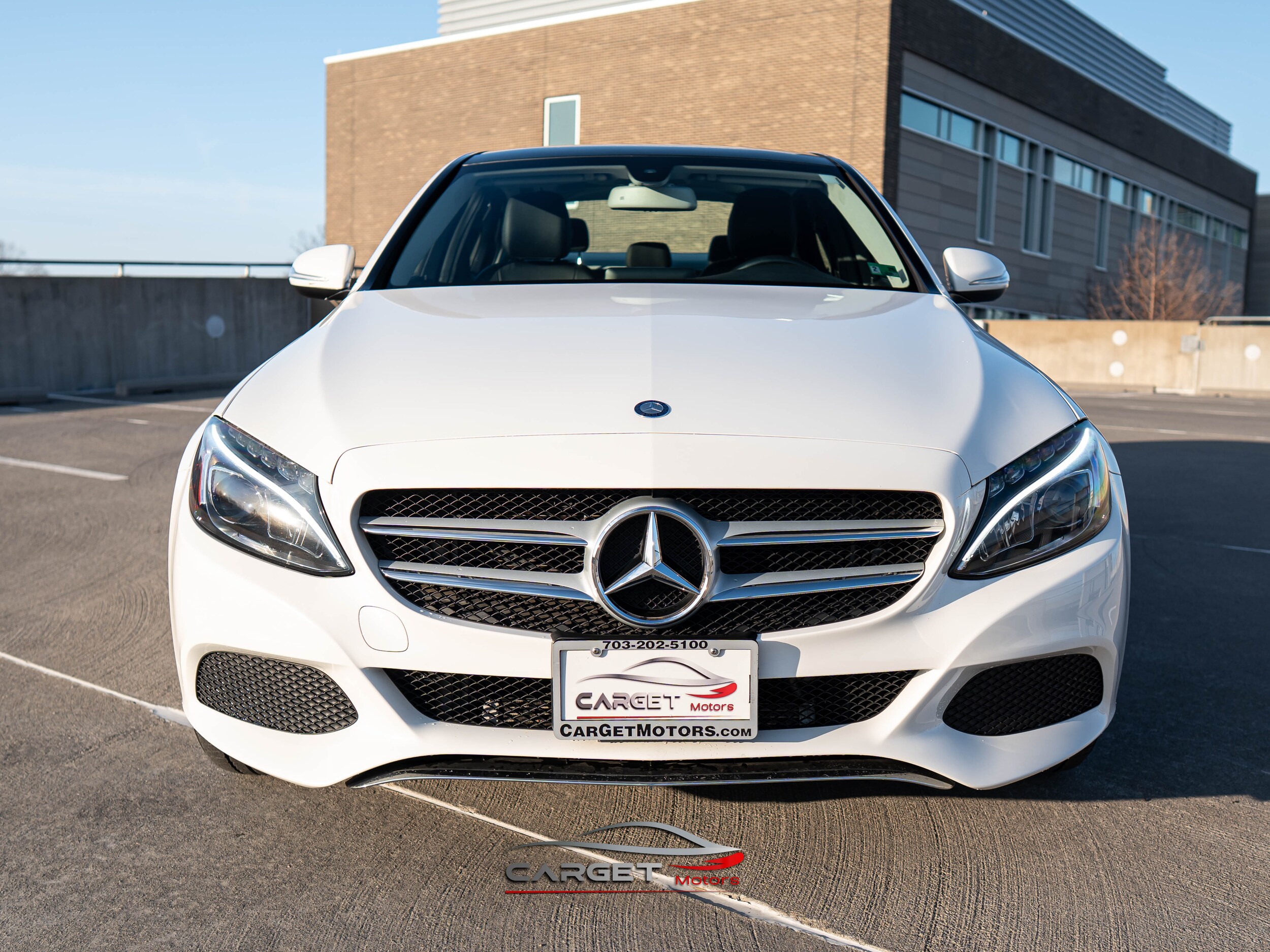 Vehicle image 4 of 50