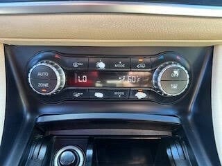 Vehicle image 26 of 50