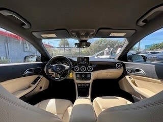 Vehicle image 34 of 50